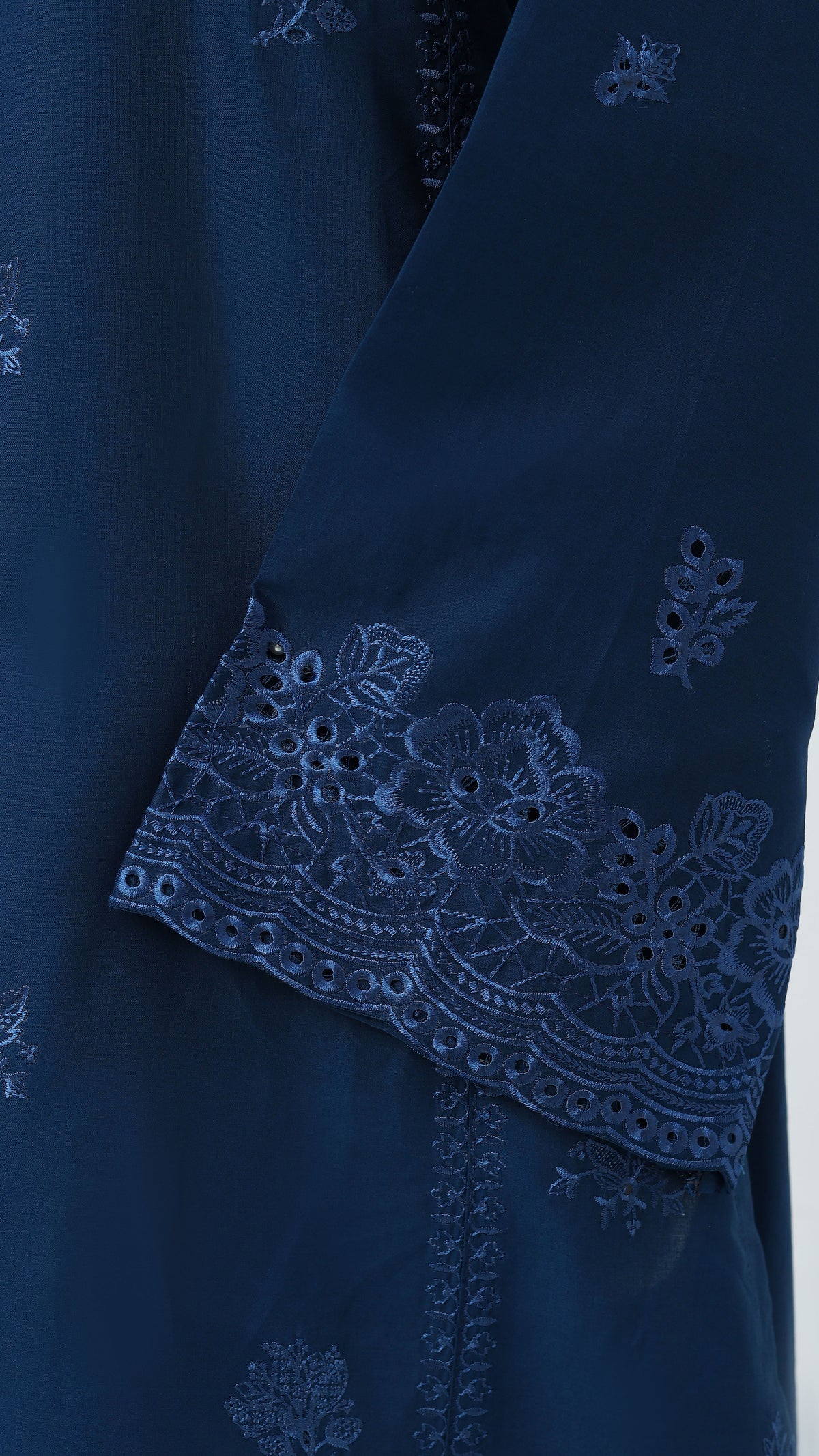 Neelam Premium Embroidered 3-Piece Mid Season