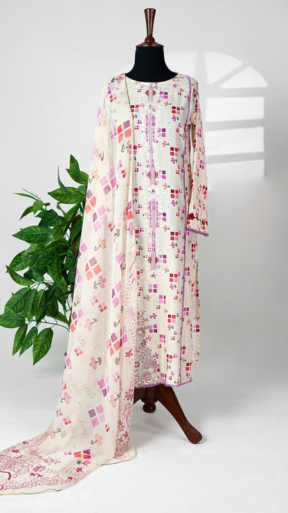 Ivory Cream – Premium Embroidered 3-Piece Lawn Suit
