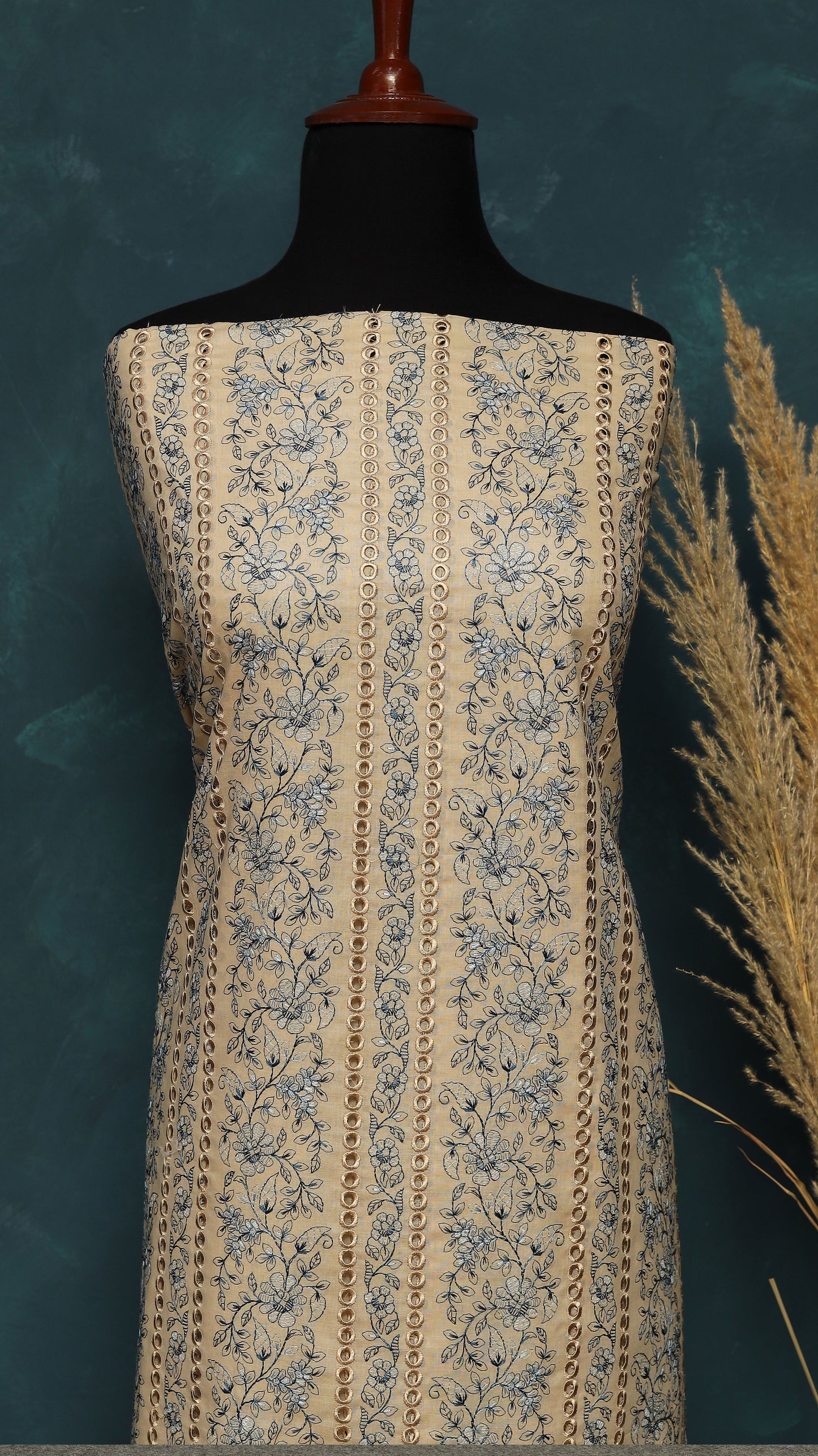 Sunehri – Embroidered 2-Piece Lawn Set