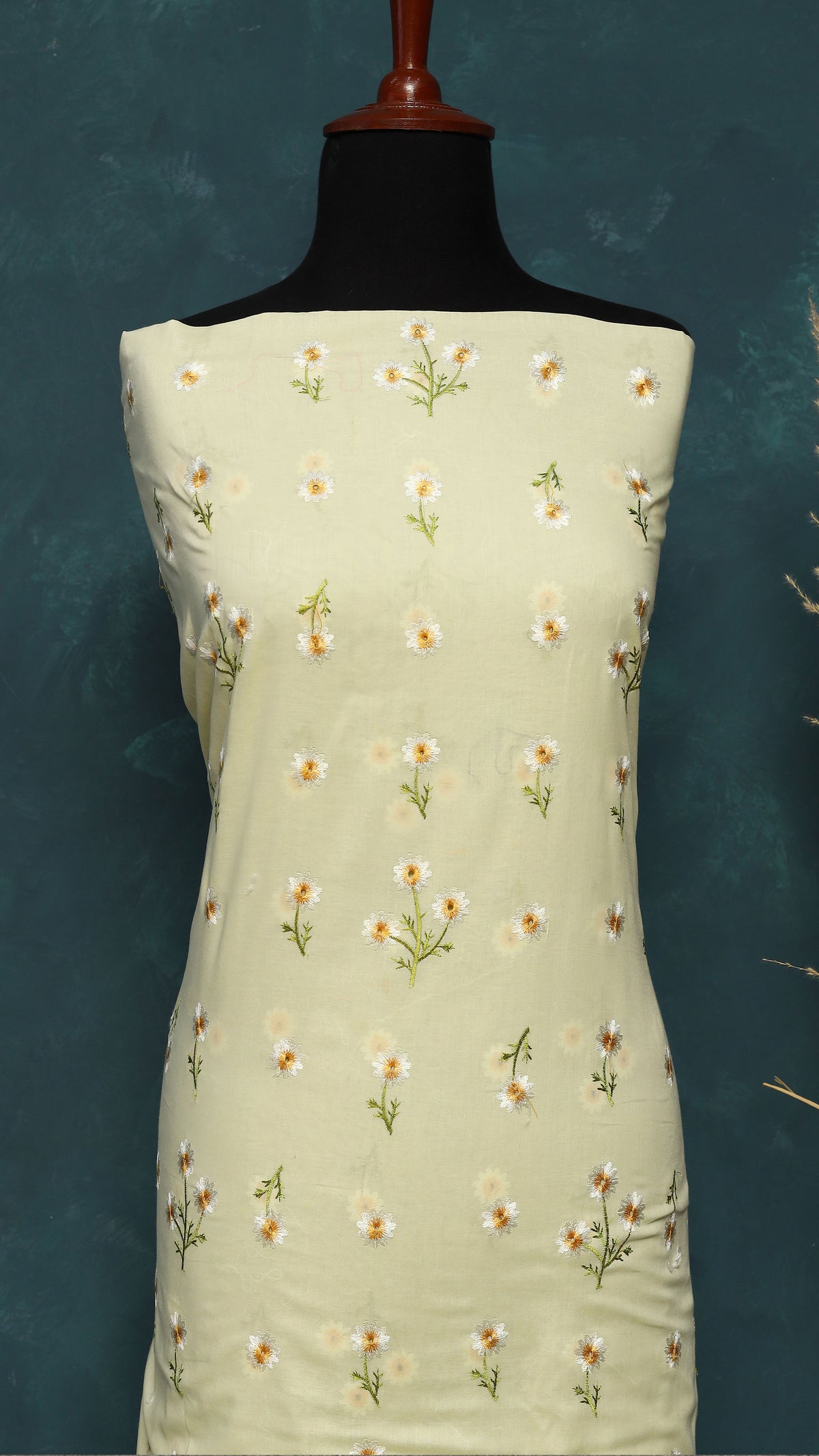 Daman e Rooh – Embroidered 2-Piece Lawn Set