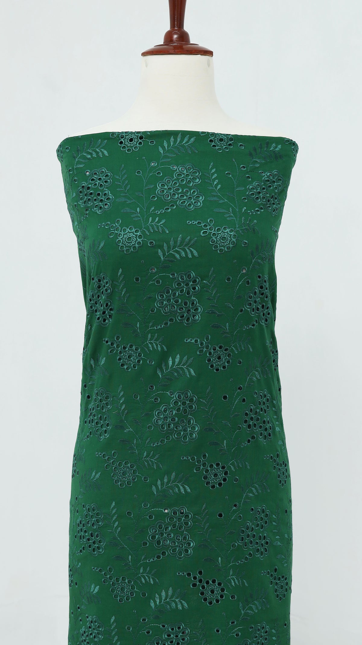 Aks – Embroidered 3-Piece Lawn Set