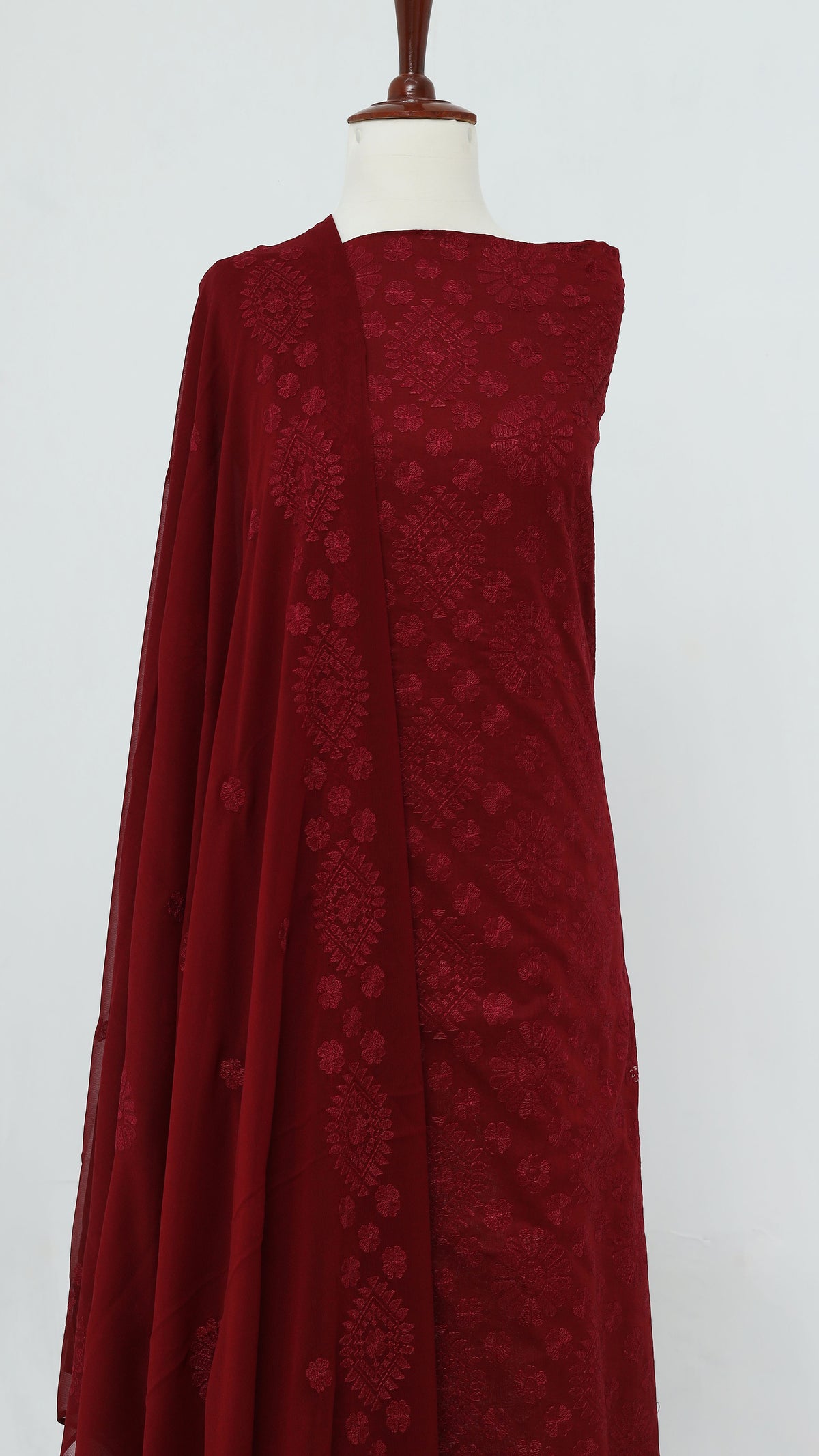 Ruby– Embroidered 3-Piece Lawn Set