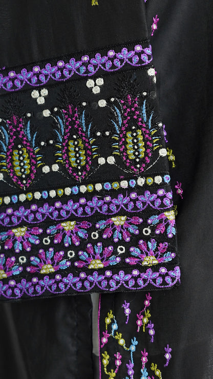 Black Pearl – Embroidered 3-Piece Lawn Suit