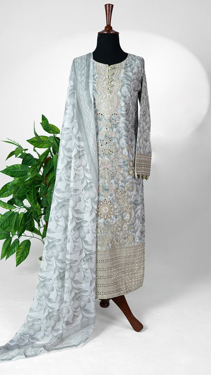 Heather Grey – Embroidered 3-Piece Lawn Suit