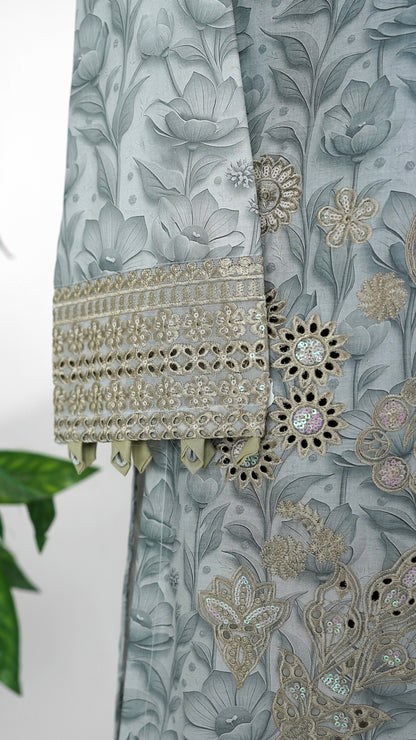 Heather Grey – Embroidered 3-Piece Lawn Suit