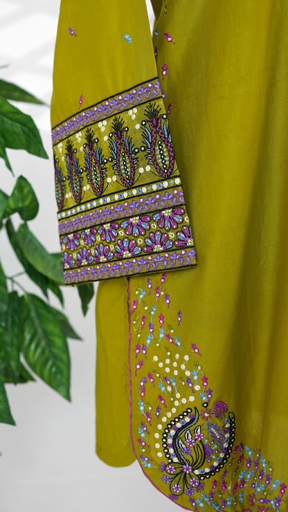 Olive Gold – Embroidered 3-Piece Lawn Suit